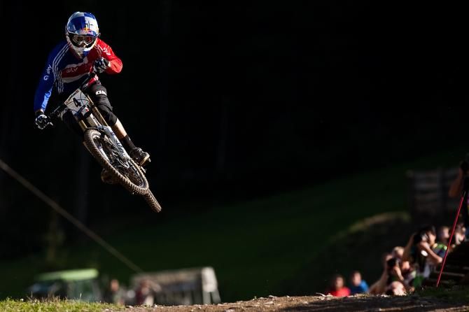 Gee Atherton (GT Factory Racing) in action at the 2012 downhill Worlds