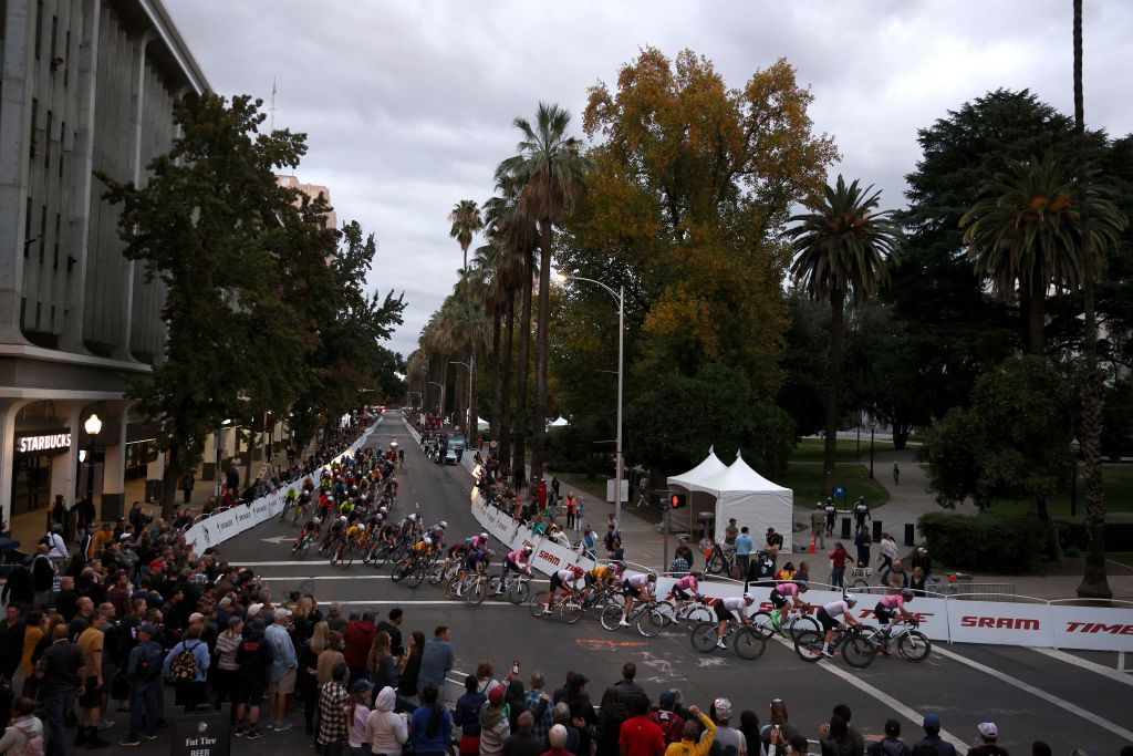 Lion&#039;s Den criterium Race