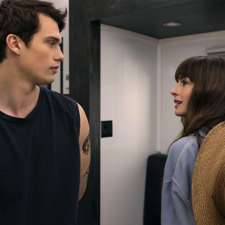 The Idea of You Nicholas Galitzine  Anne Hathaway