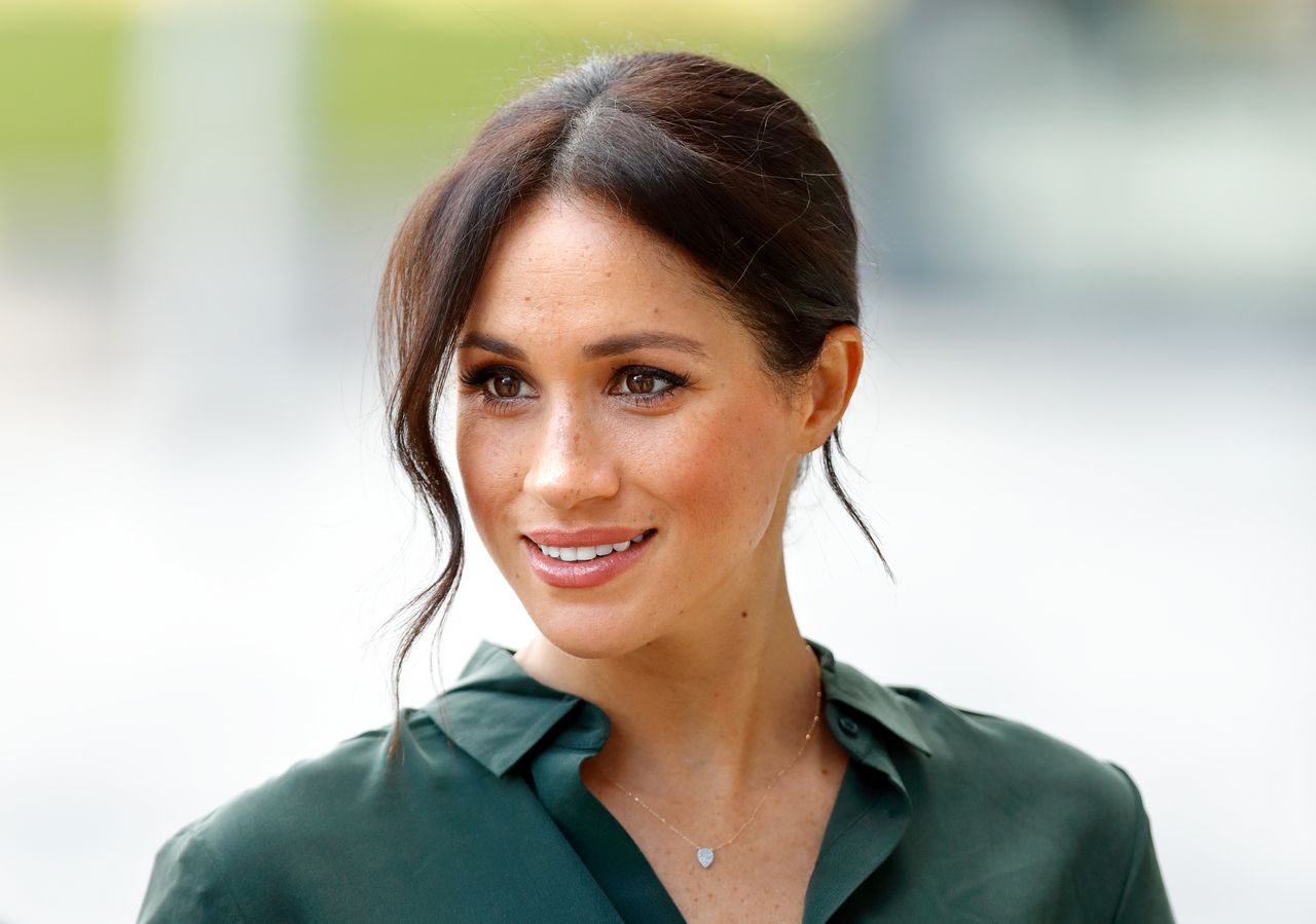 Meghan Markle necklace, Duchess of Sussex visits the University of Chichester&#039;s Engineering and Technology Park on October 3, 2018 in Bognor Regis, England