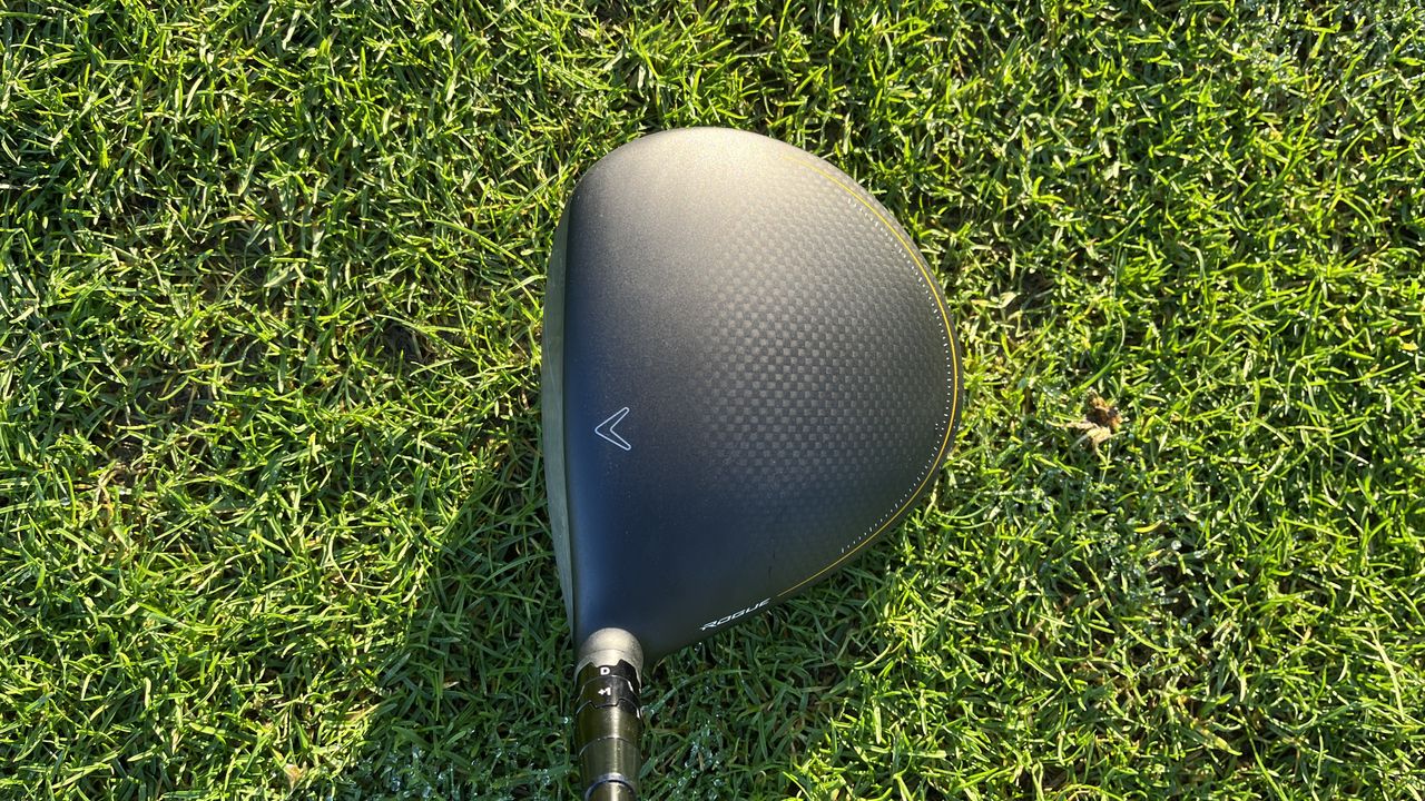 The crown of the Callaway Rogue ST Max