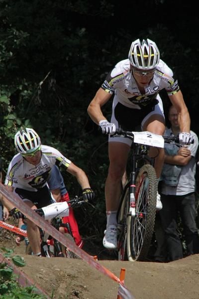 Nino Schurter (Scott Swisspower) leads teammate Florian Vogel toward the finish