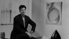 calvin klein in his living room in the '90s