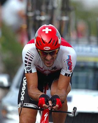 Fabian Cancellara en route to a dominating win at the 2009 time trial world championship in Mendrisio, Switzerland.