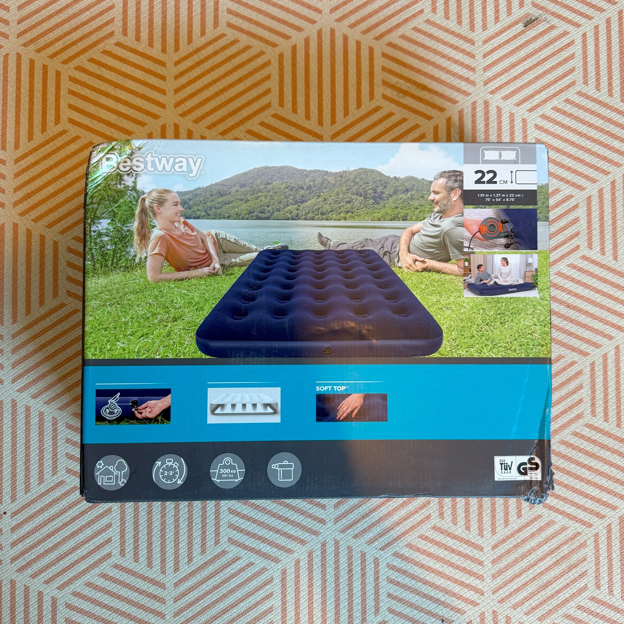 The Bestway Flocked Airbed with Mains Pump being tested