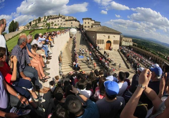 A view over the climb to Assisi