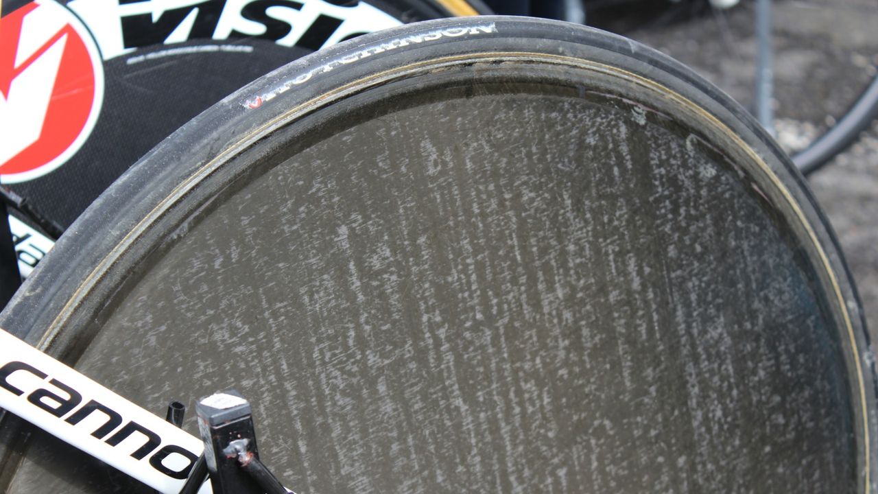 A blank DT Swiss disc sits among the Vision wheels.