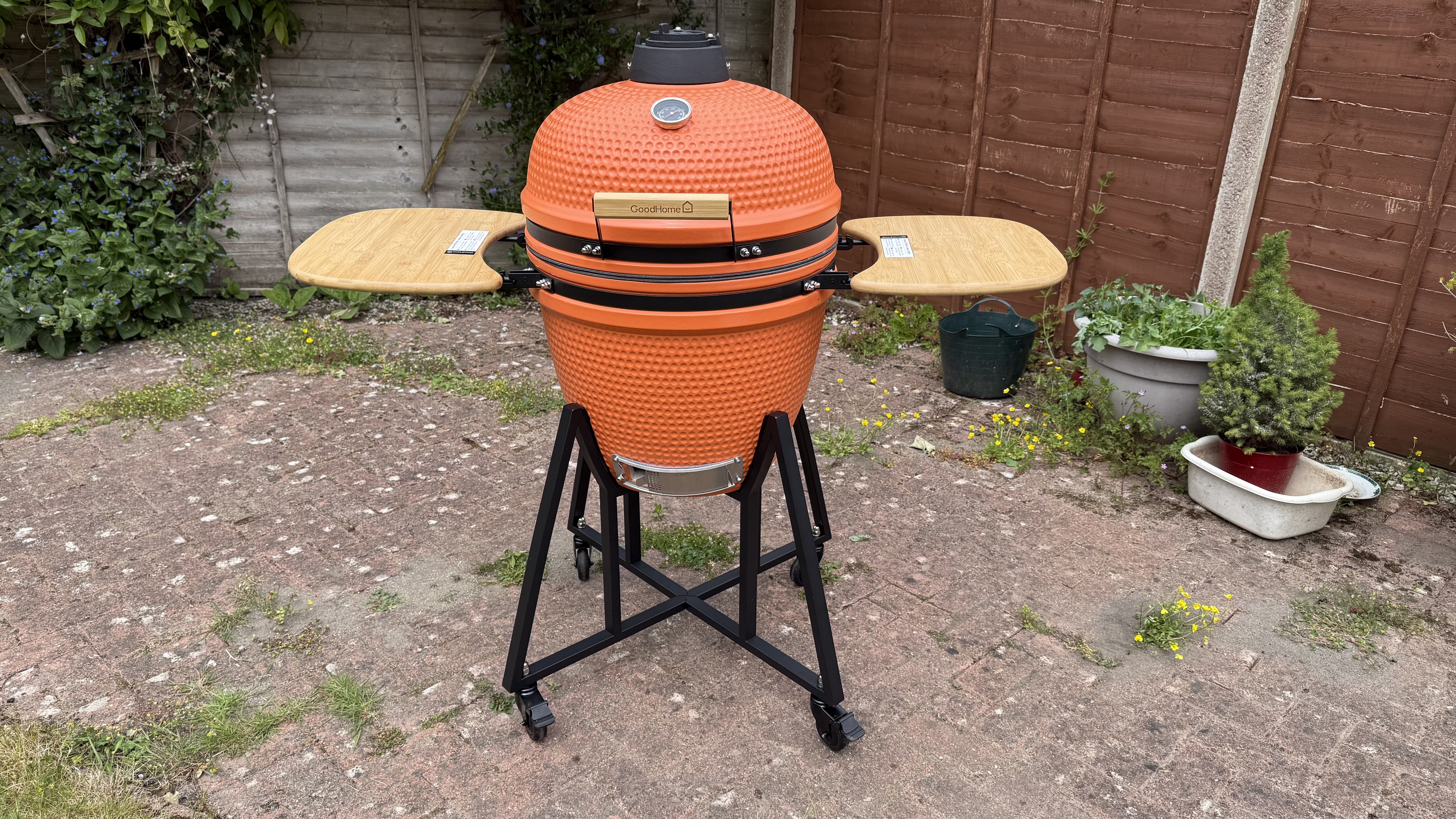 GoodHome Sagami Orange Charcoal Egg BBQ
