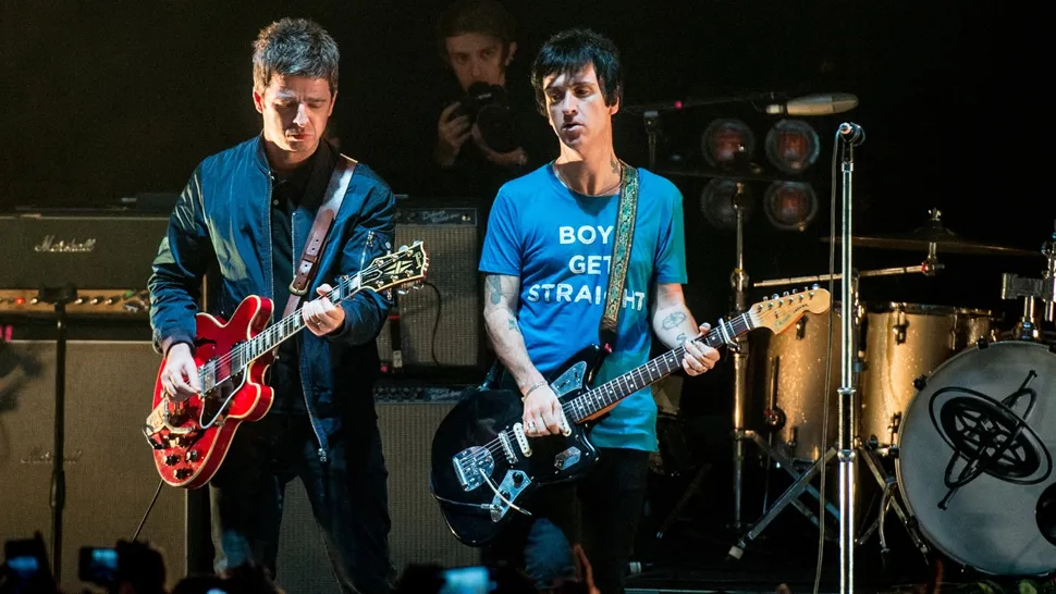“I remember looking at it on the floor going, ‘That can not be The Smiths' guitar’”: The Johnny Marr guitar hidden in an iconic Oasis photoshoot
