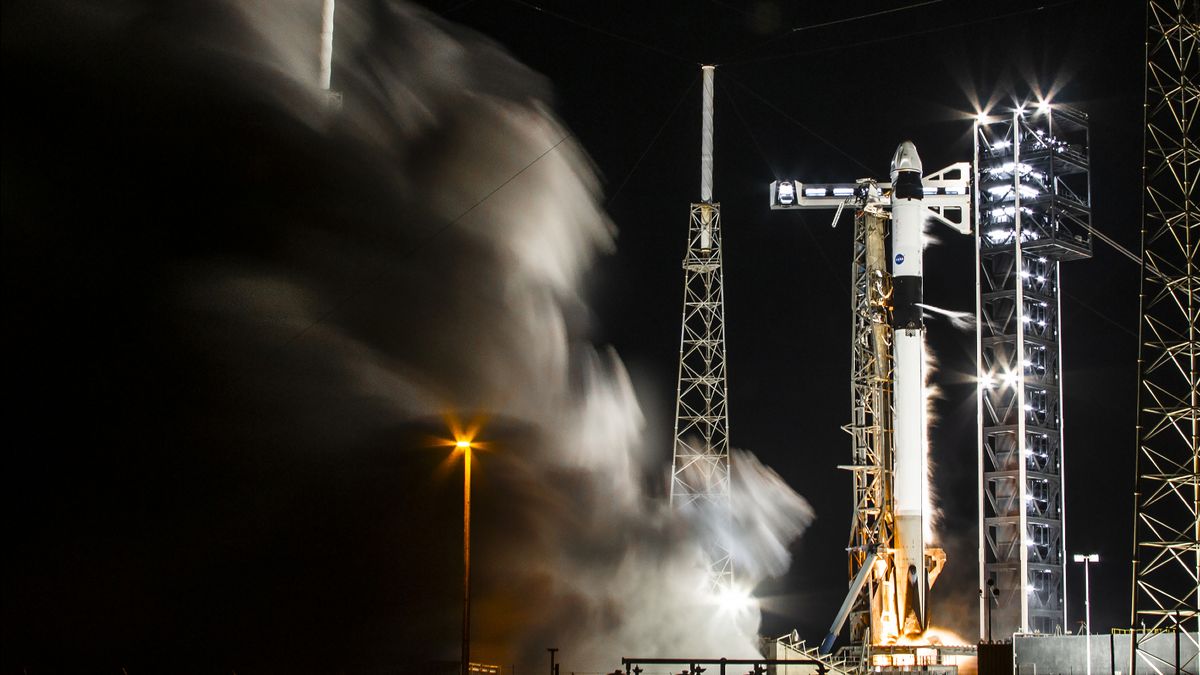 SpaceX y la NASA 'partieron' para lanzar al primer astronauta a la Estación Espacial Internacional desde la plataforma de la Estación de la Fuerza Espacial de Cabo Cañaveral