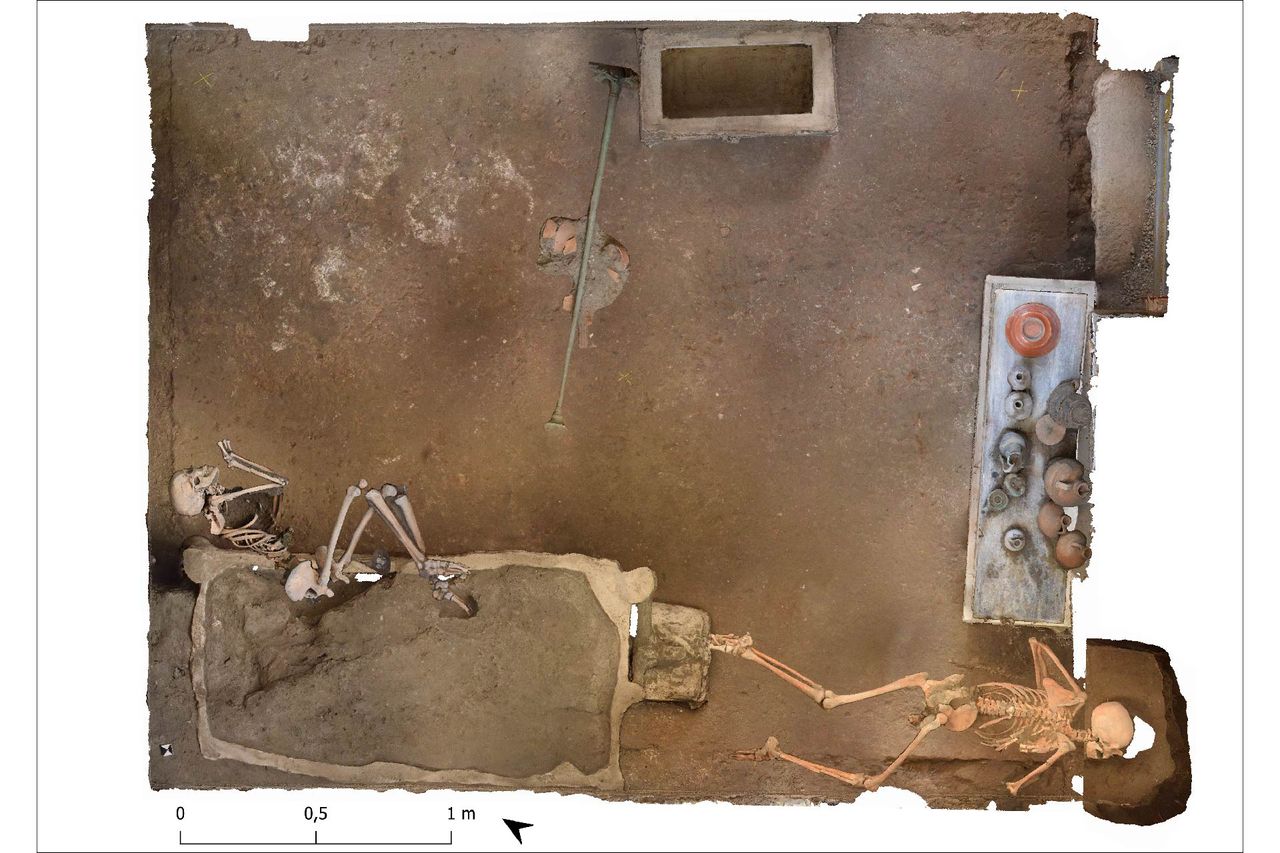 Aerial view of a room where two skeletons in Pompeii were found