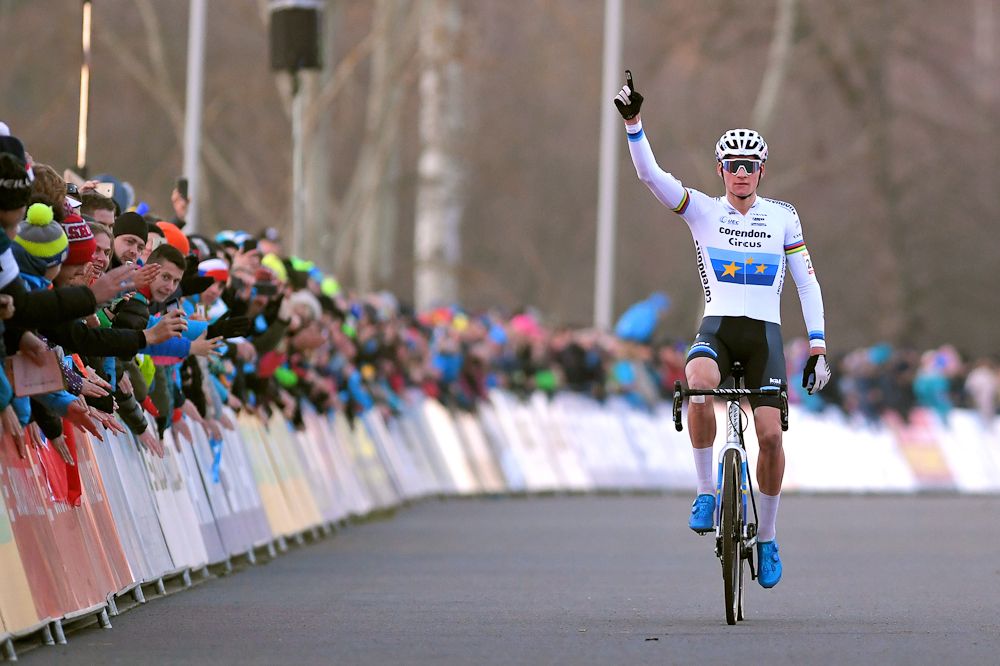 Mathieu Van Der Poel wins round 4 of the UCI Cyclo-cross World Cup in Tabor