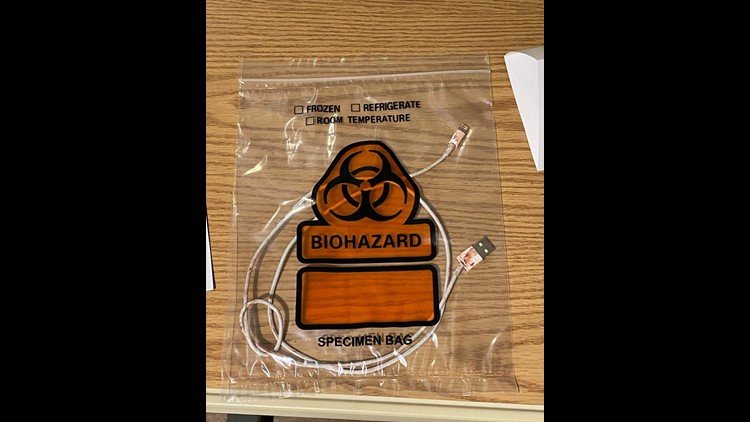 Tony Saab Iphone Cable