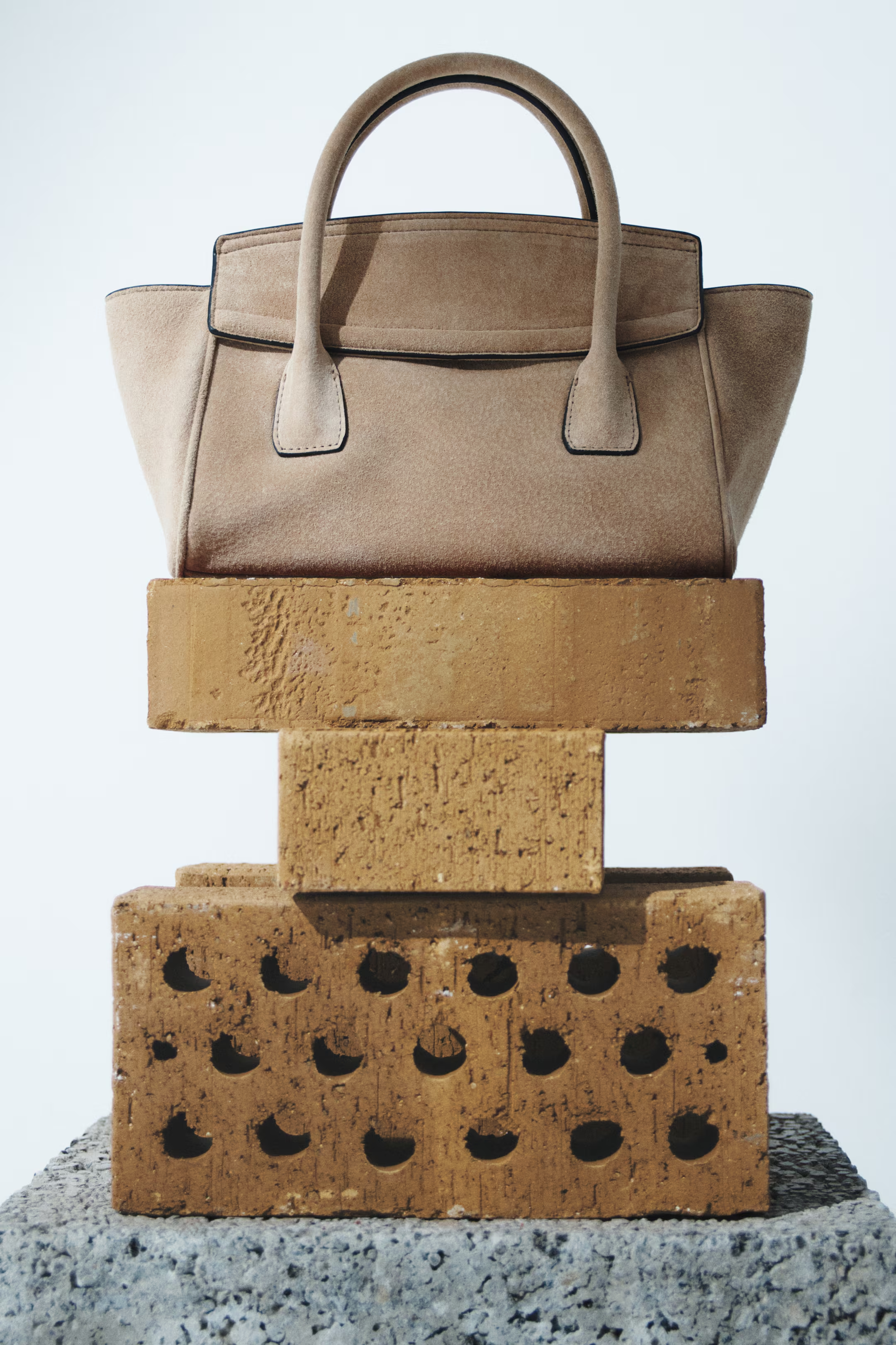 H&amp;amp;M, Suede crossbody bag