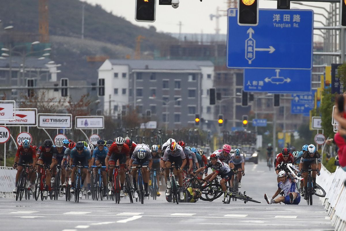 The crash spreads across the bunch