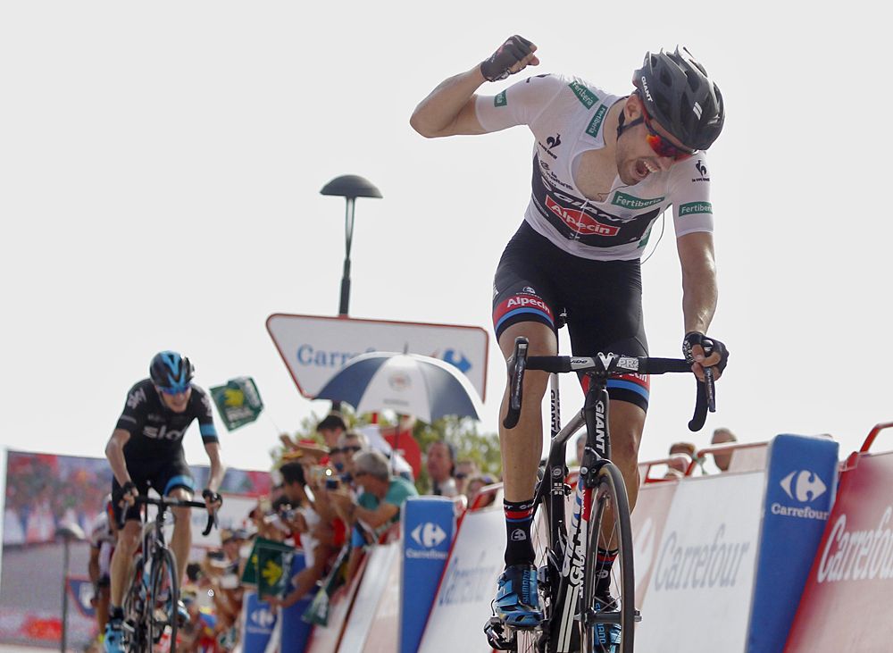 Tom Dumoulin (Giant-Alpecin) wins stage 9