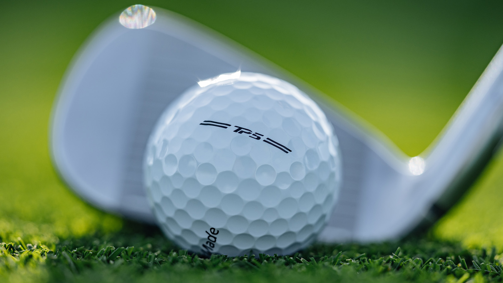 TaylorMade TP5 and TP5x Golf Balls