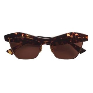 pair of brown square lens bottega veneta sunglasses