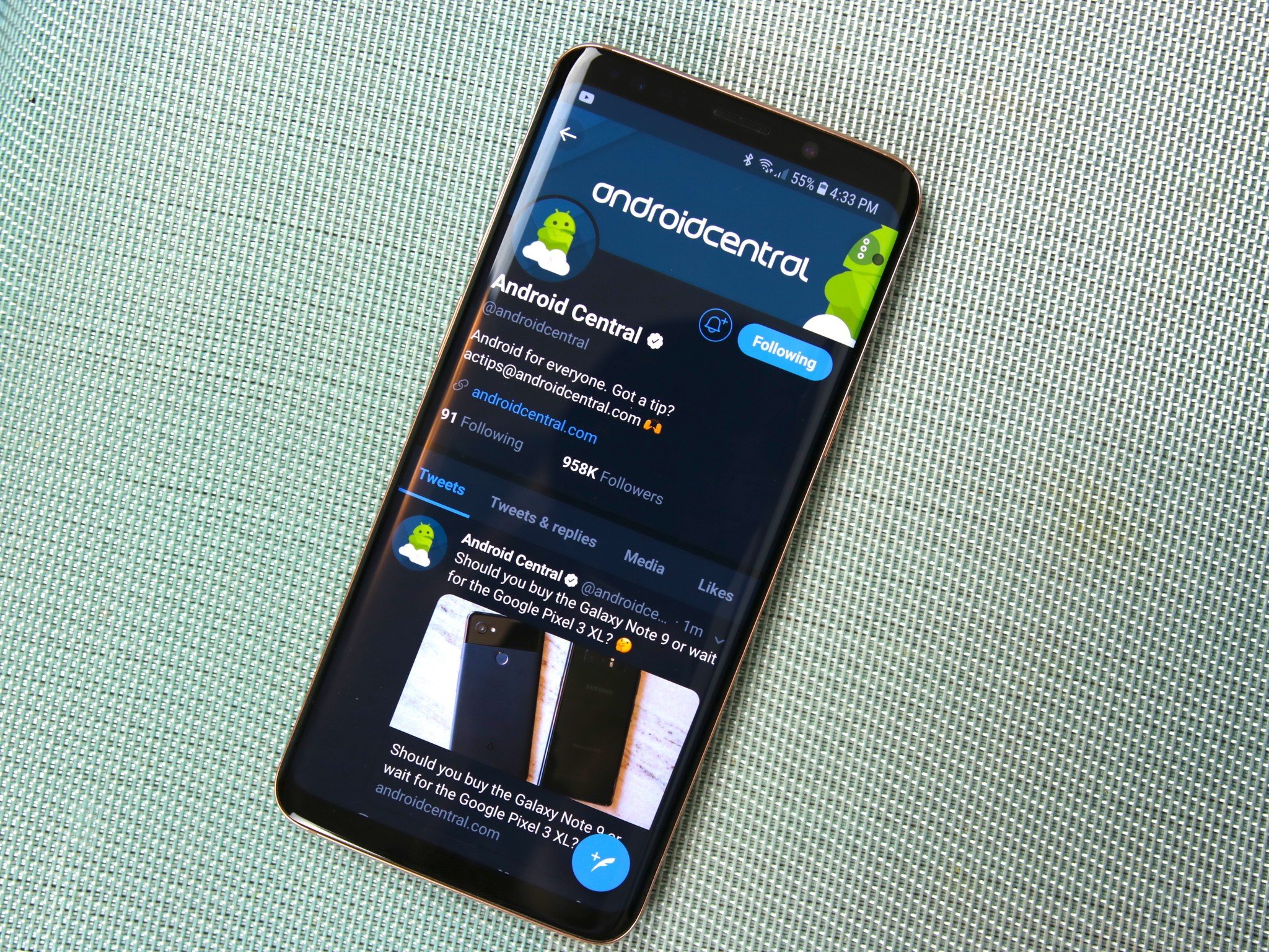 Twitter can finally match Android dark theme setting - 9to5Google