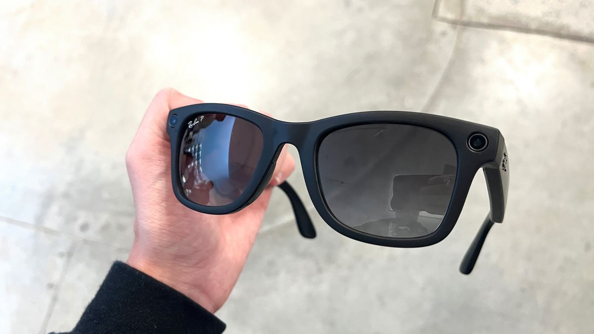 Meta Ray Ban glasses