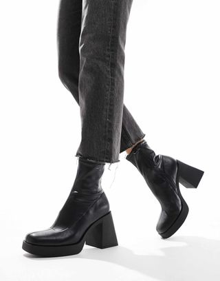 Stradivarius Platform Heel Ankle Boot in Black