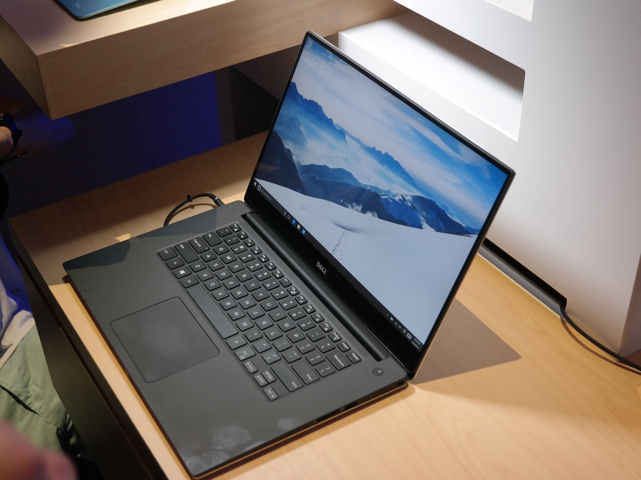 XPS 15