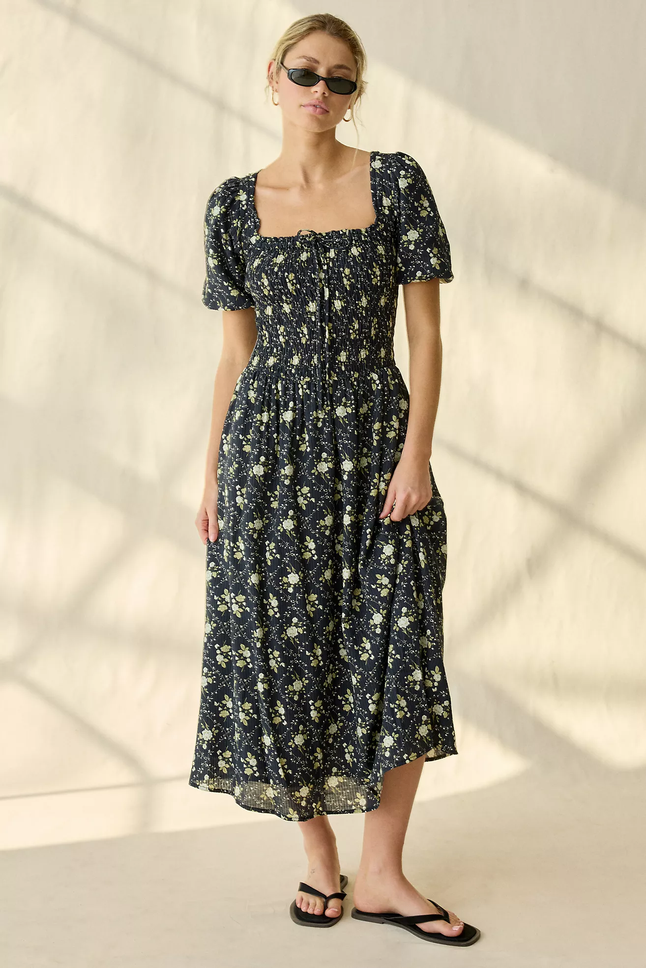 Daisy Street Picnic Perfect Smocked Puff Sleeve Midi Dress