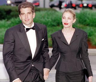 jfk jr carolyn bessette kennedy