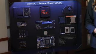 Intel NUC 12 Extreme