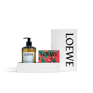 best luxury beauty gifts - LOEWE Perfumes customizable Gift Set
