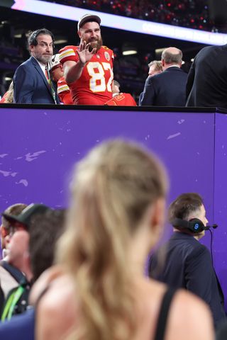Travis Kelce celebrates with Taylor Swift after the Chiefs defeated the San Francisco 49ers.