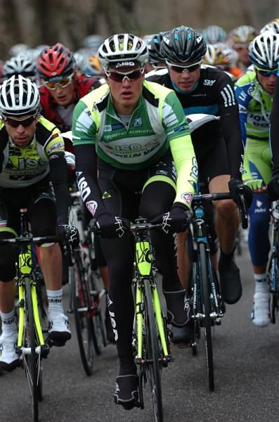 Simon Clarke (ISD - Neri) rides in the bunch.