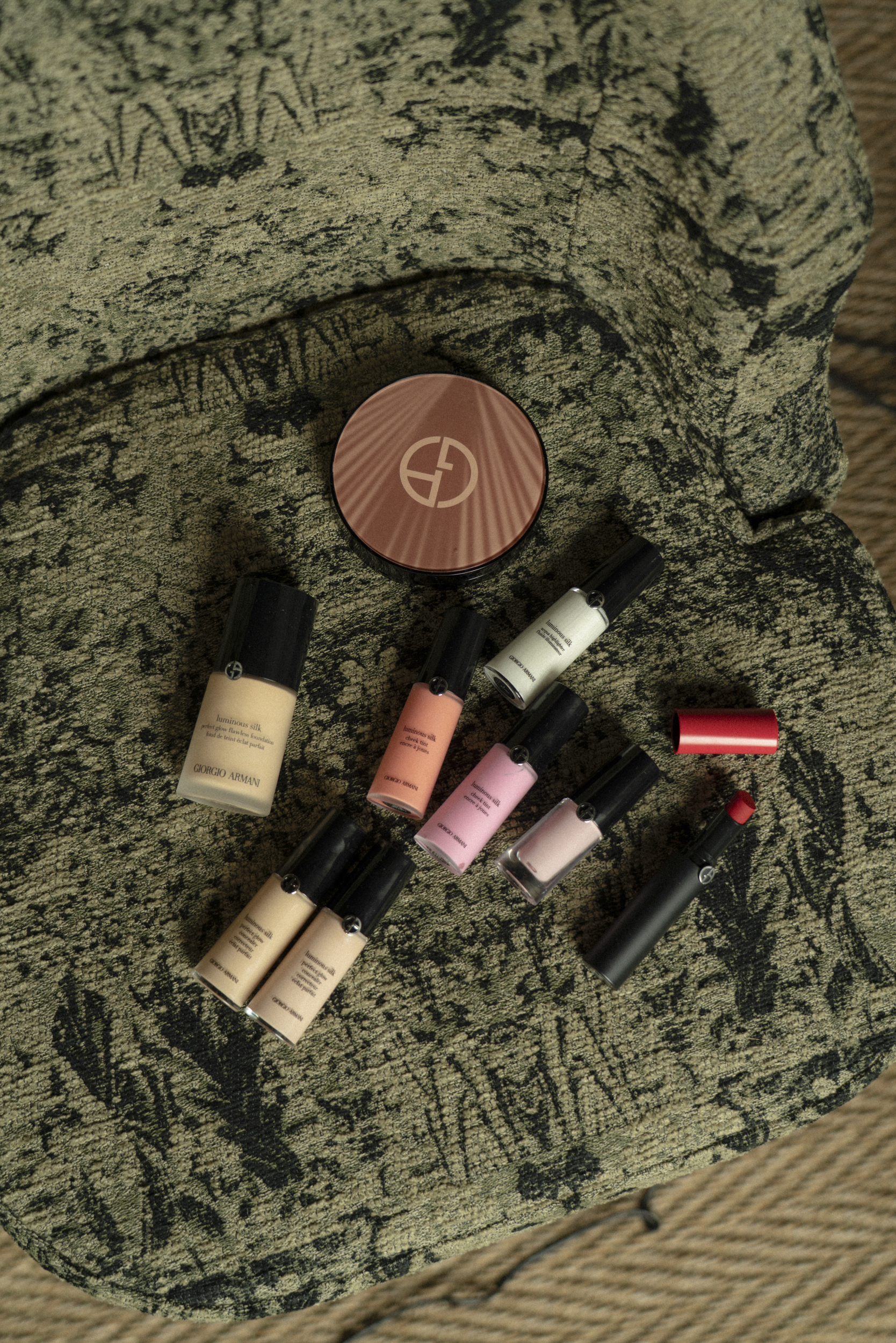 Kaitlyn Dever gets ready for the 2025 Venice Film Festival wearing Armani