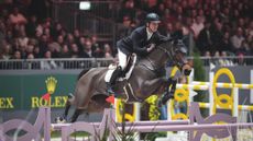 NEW-Scott-Brash-and-Hello-Chadora-Lady.jpg