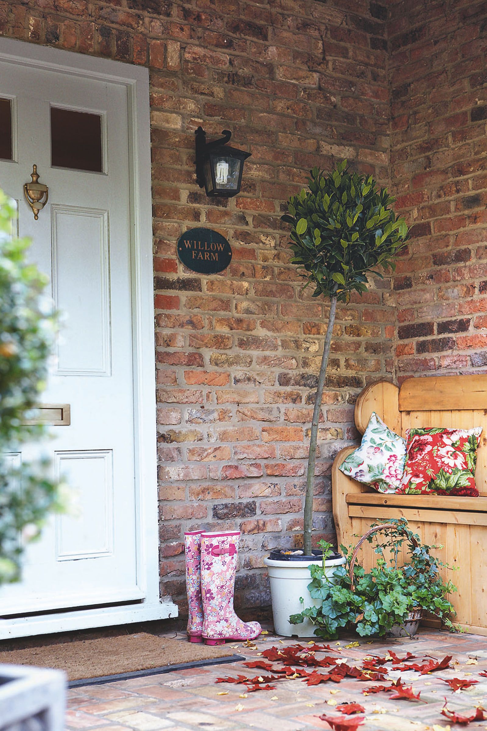 Front porch cleaning tips how to clean a front porch Homes & Gardens