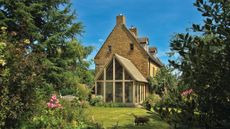 oak frame extension added to country cottage by prime oak