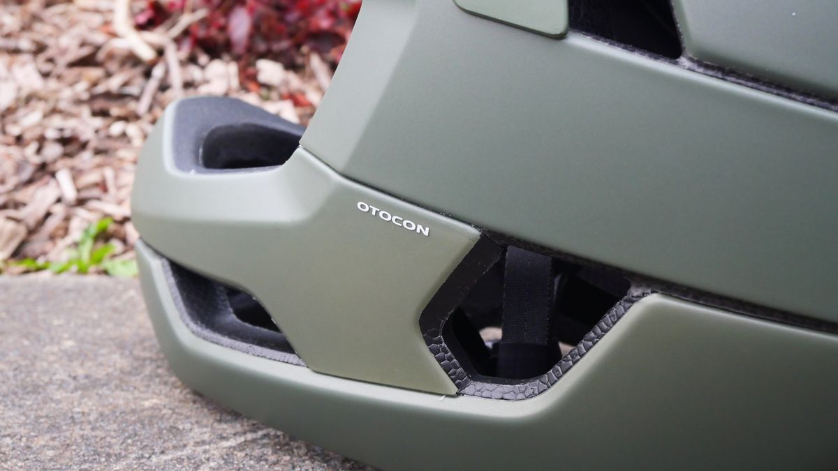 POC Otocon full-face helmet chin guard vents
