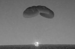 Infrared view of SpaceX's Crew Dragon 