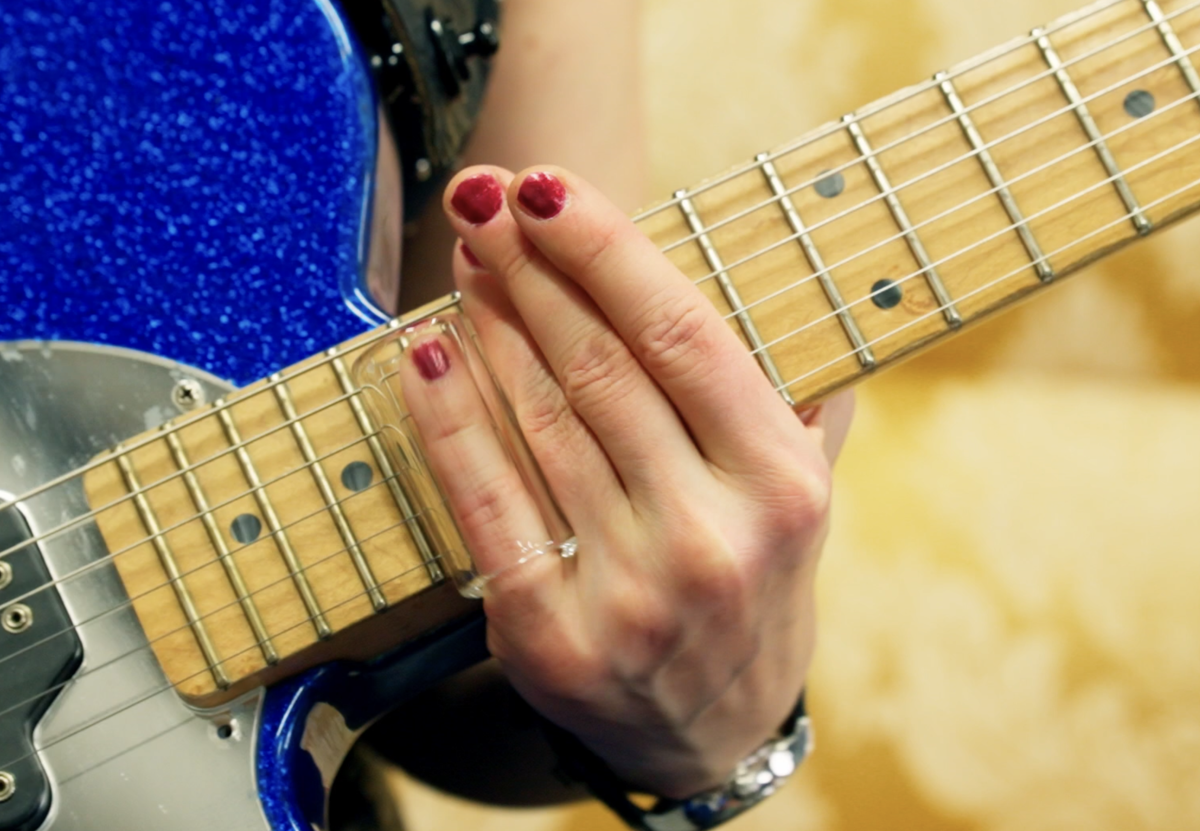 slide guitar, high fretboard slide playing