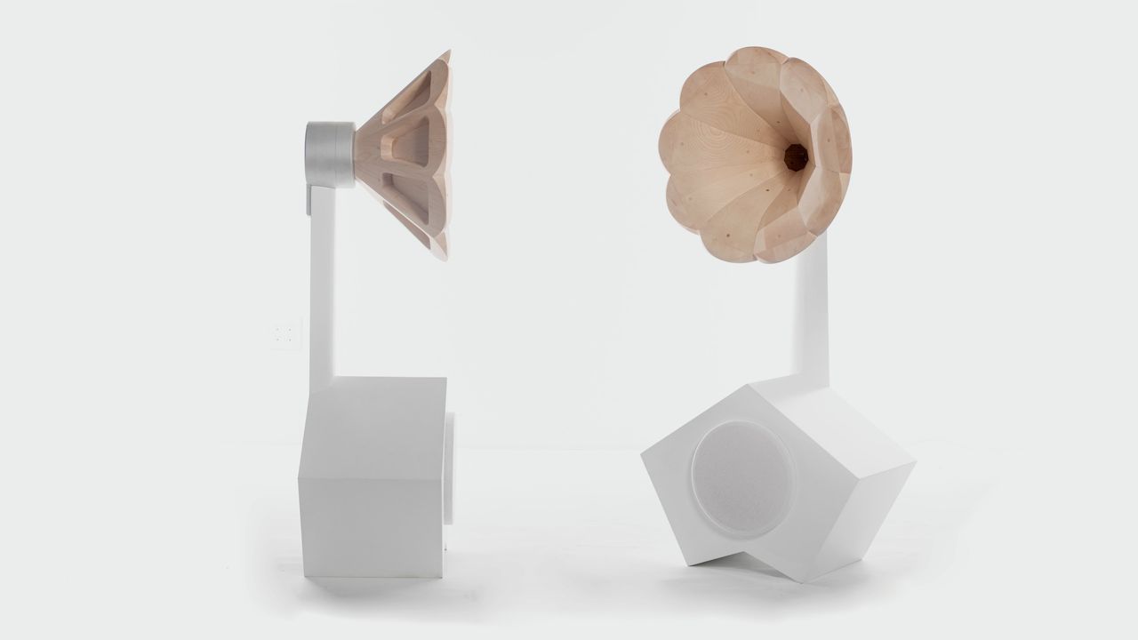 A for Ara FS1 speaker systems with flower-like horns