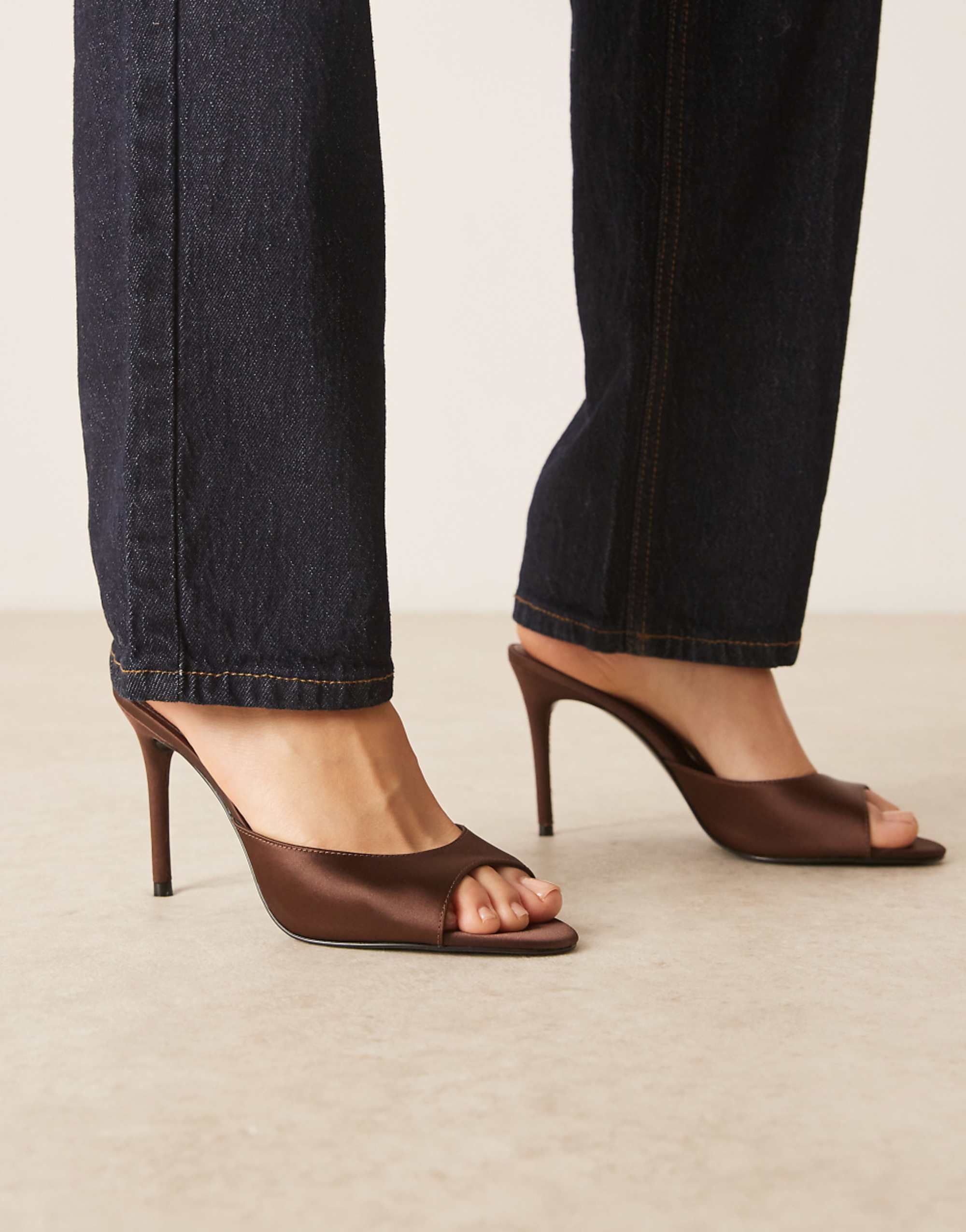 Mango Heeled Mule in Chocolate Satin