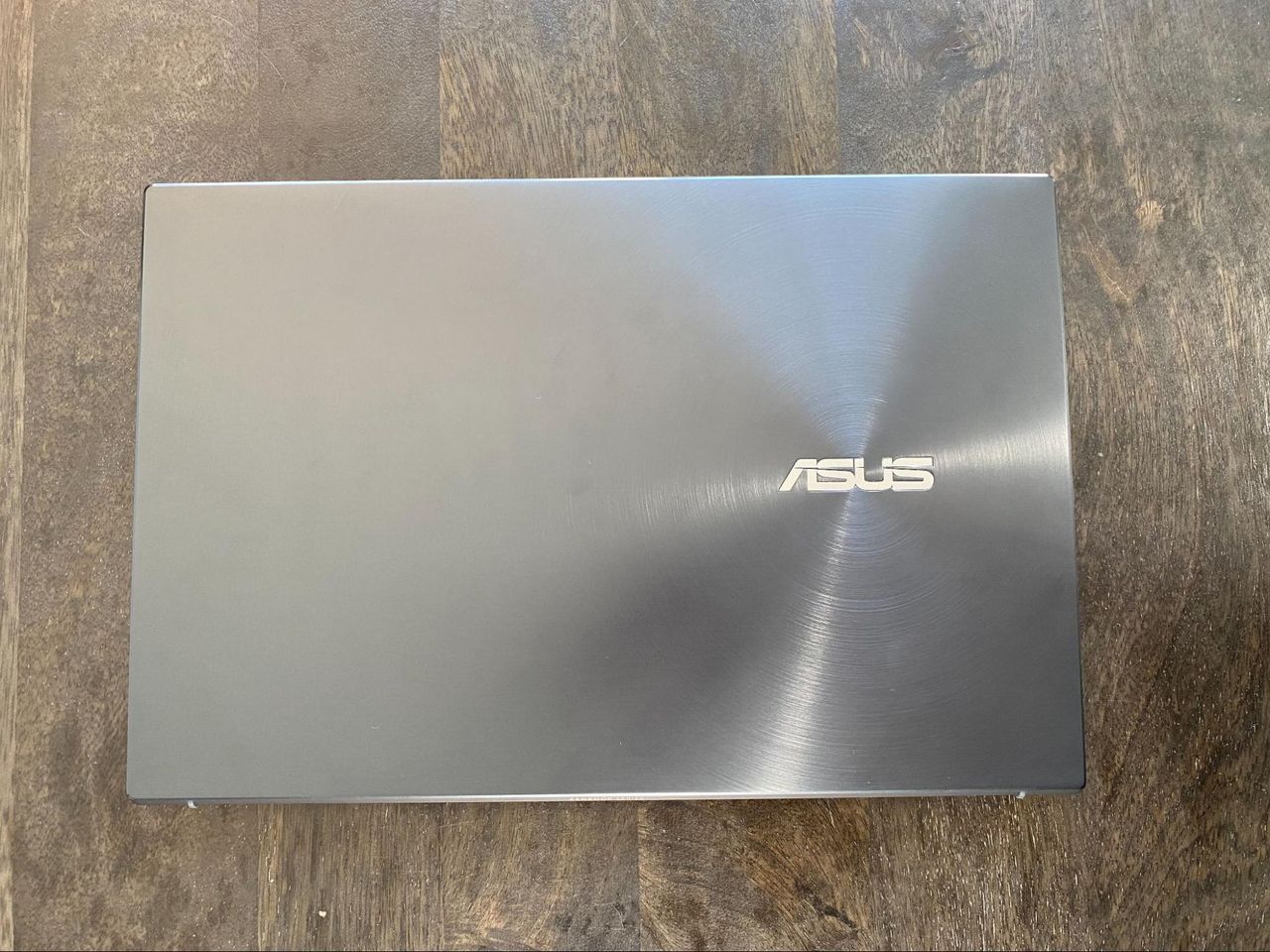 Asus ZenBook 13 (AMD)