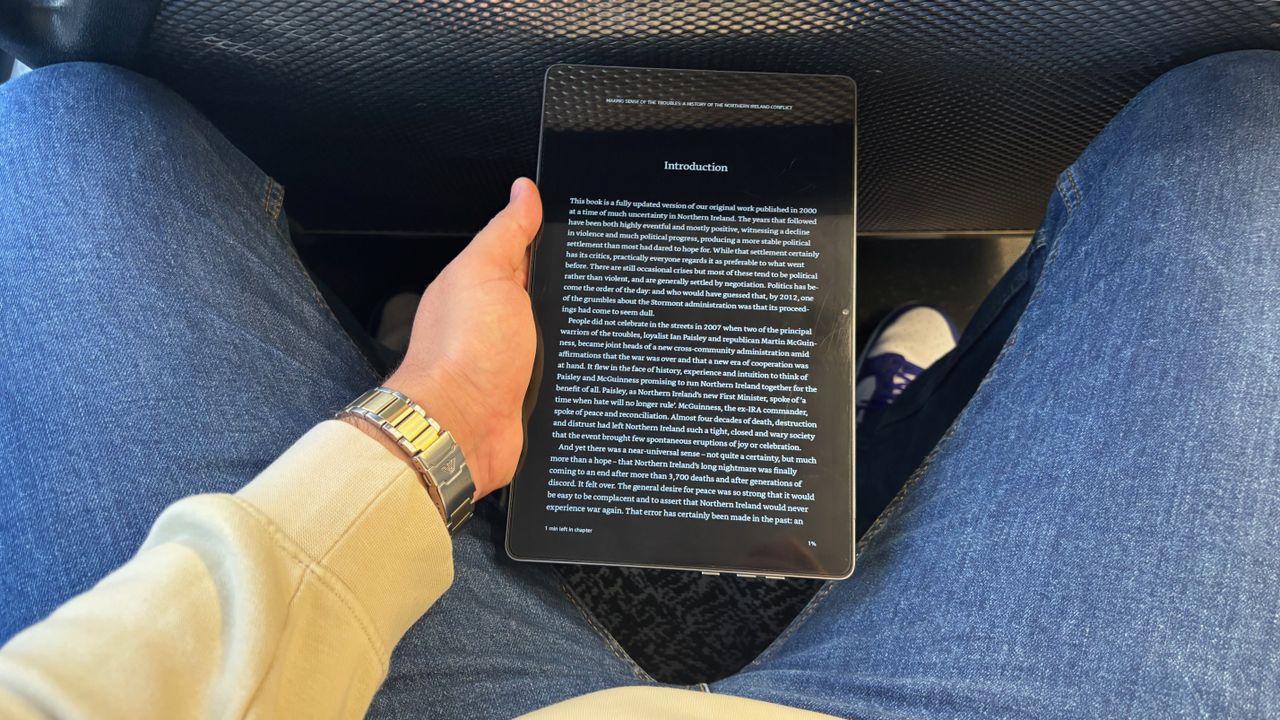 Kogan Explore Tab 2 Pro tablet review images