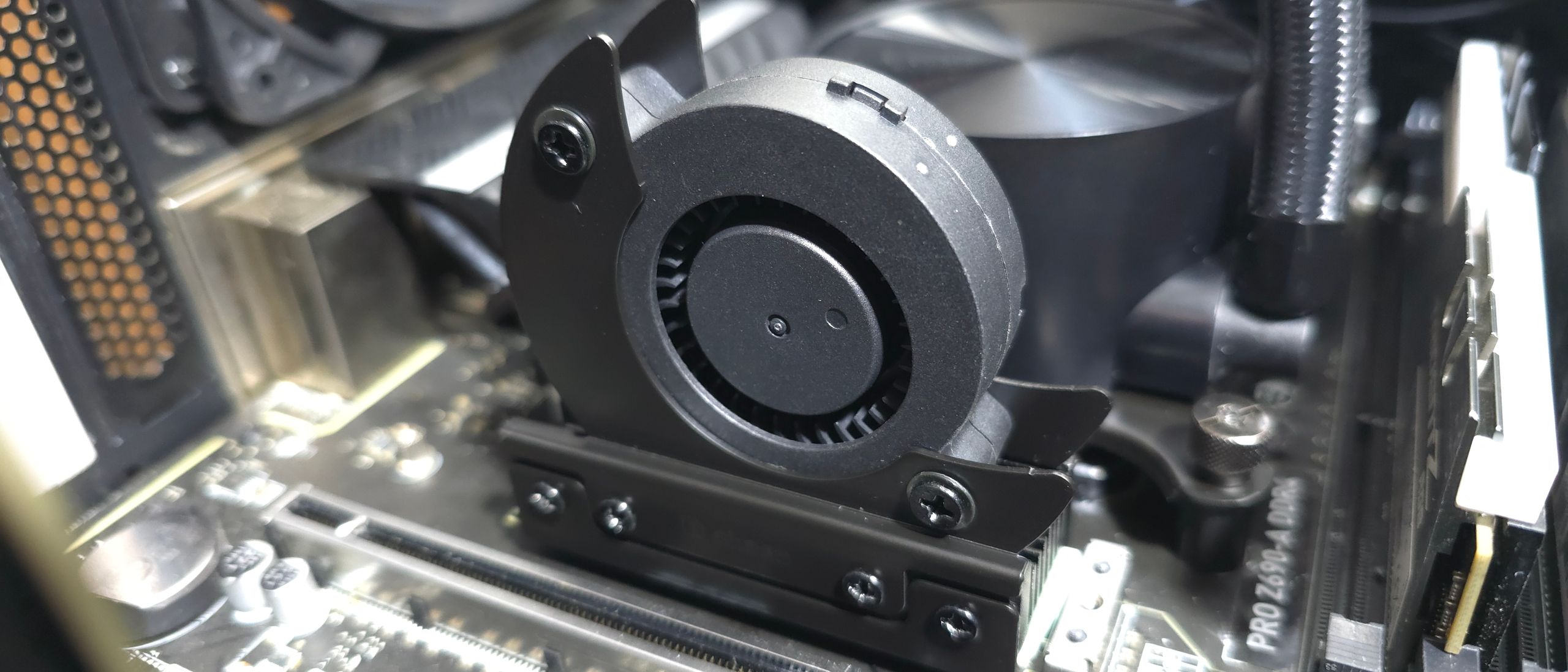 Gecko Cpu Benchmarks and Conclusion - Akasa Gecko SSD Heatsink Review: A blower ...