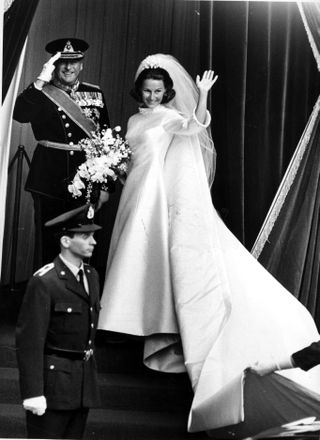 royal wedding gowns - Sonja Haraldsen