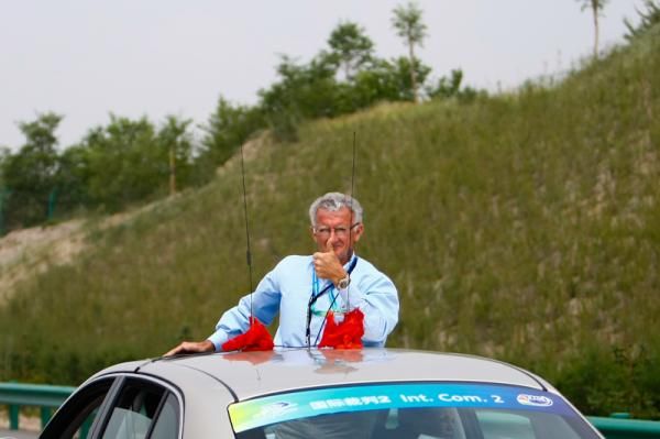 International UCI commissaries, William Clinch