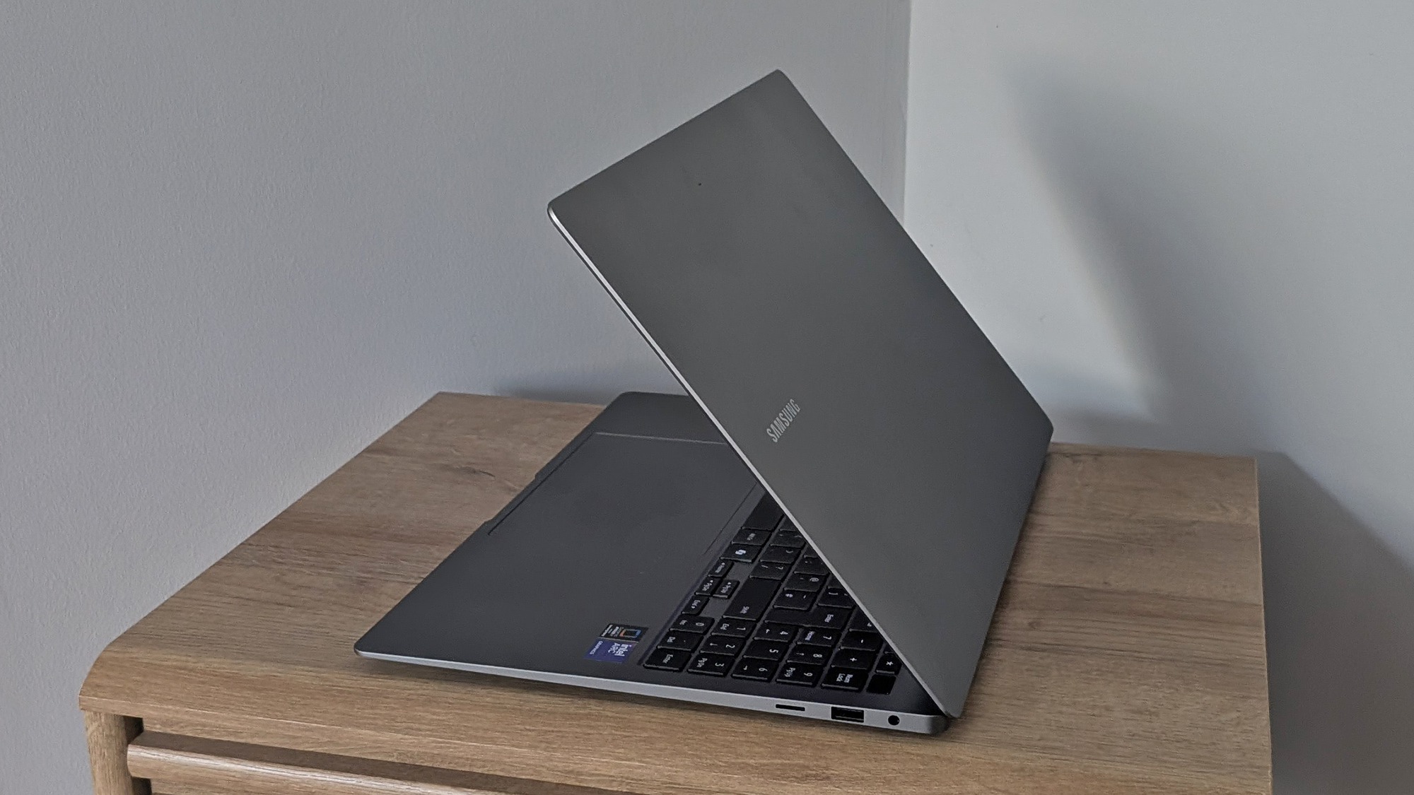 Samsung Galaxy Book 5 Pro laptop