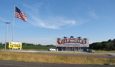 50 Fabulous 4th Of July Facts Fiery Fireworks Live Science<script async src=