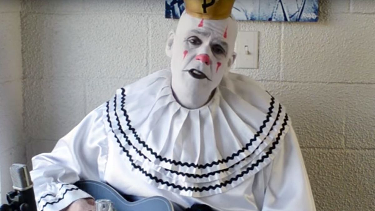 Depressed 7ft clown sings Pink Floyd's Wish You Were Here | Louder