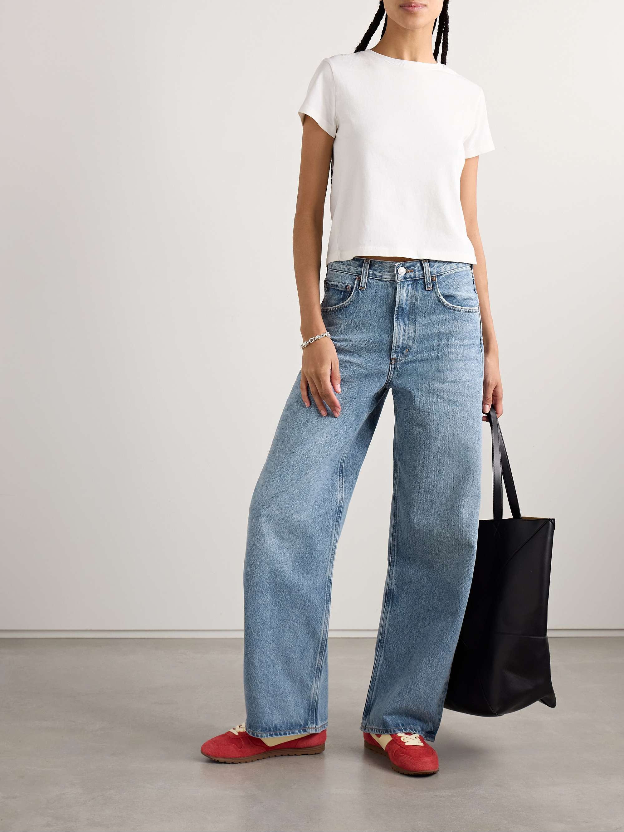 Low Curve Mid-Rise Wide-Leg Jeans